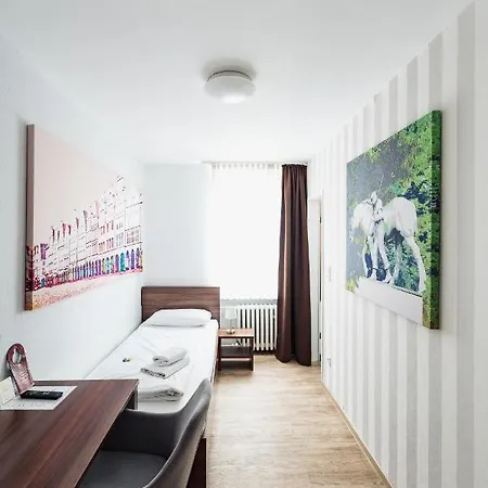 Busche Am Dom Otel
